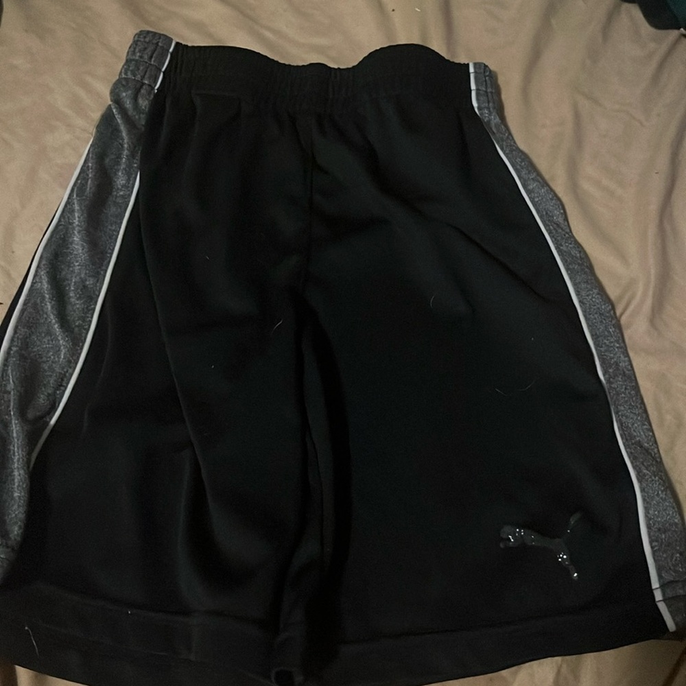 Boys puma shorts